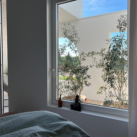 Sol Melba Boutique Studios - Maslinica Luaran gambar